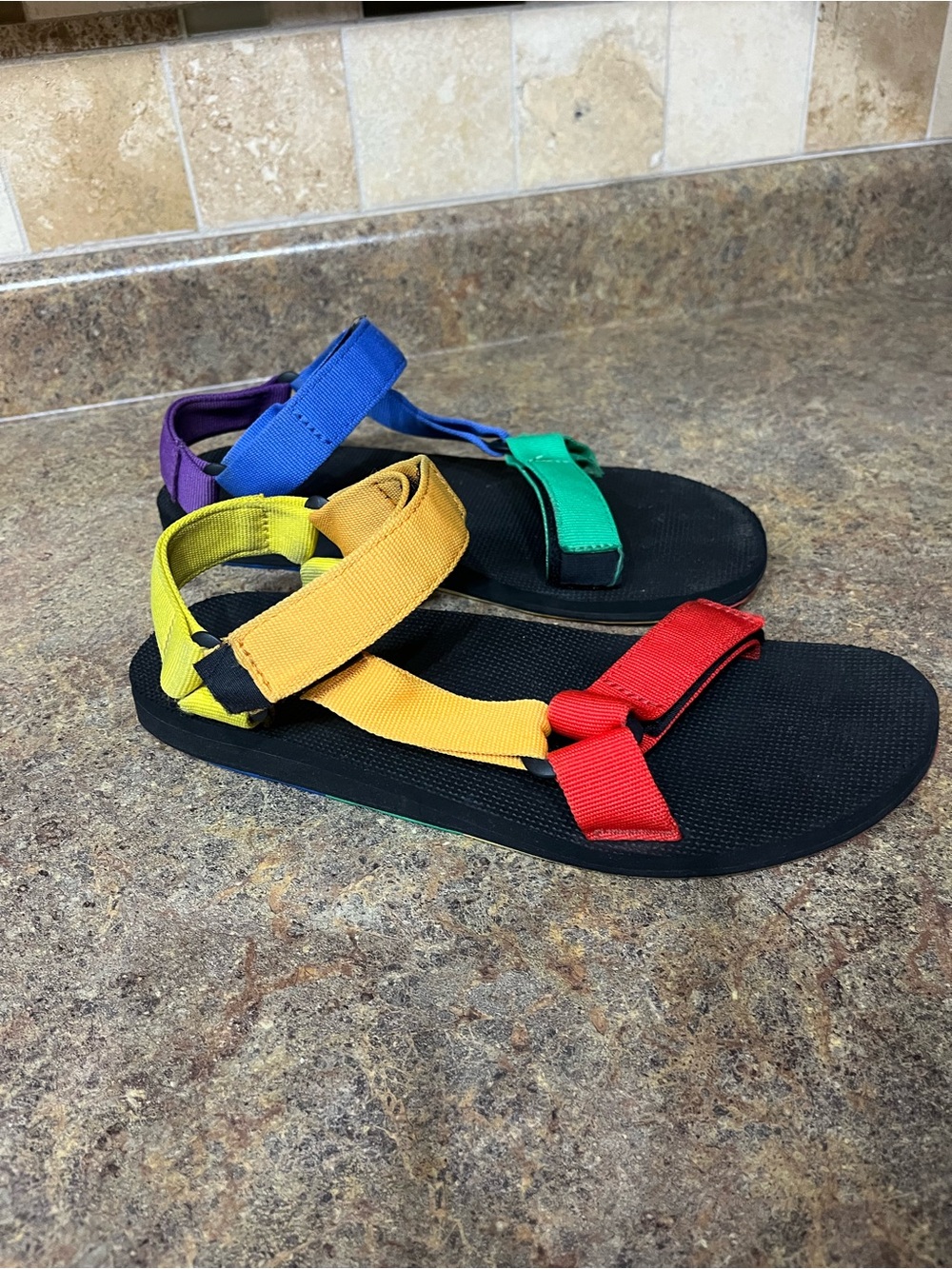 Teva Original Universal Pride Rainbow Mismatched Sandals Women’s 10 Colorblock